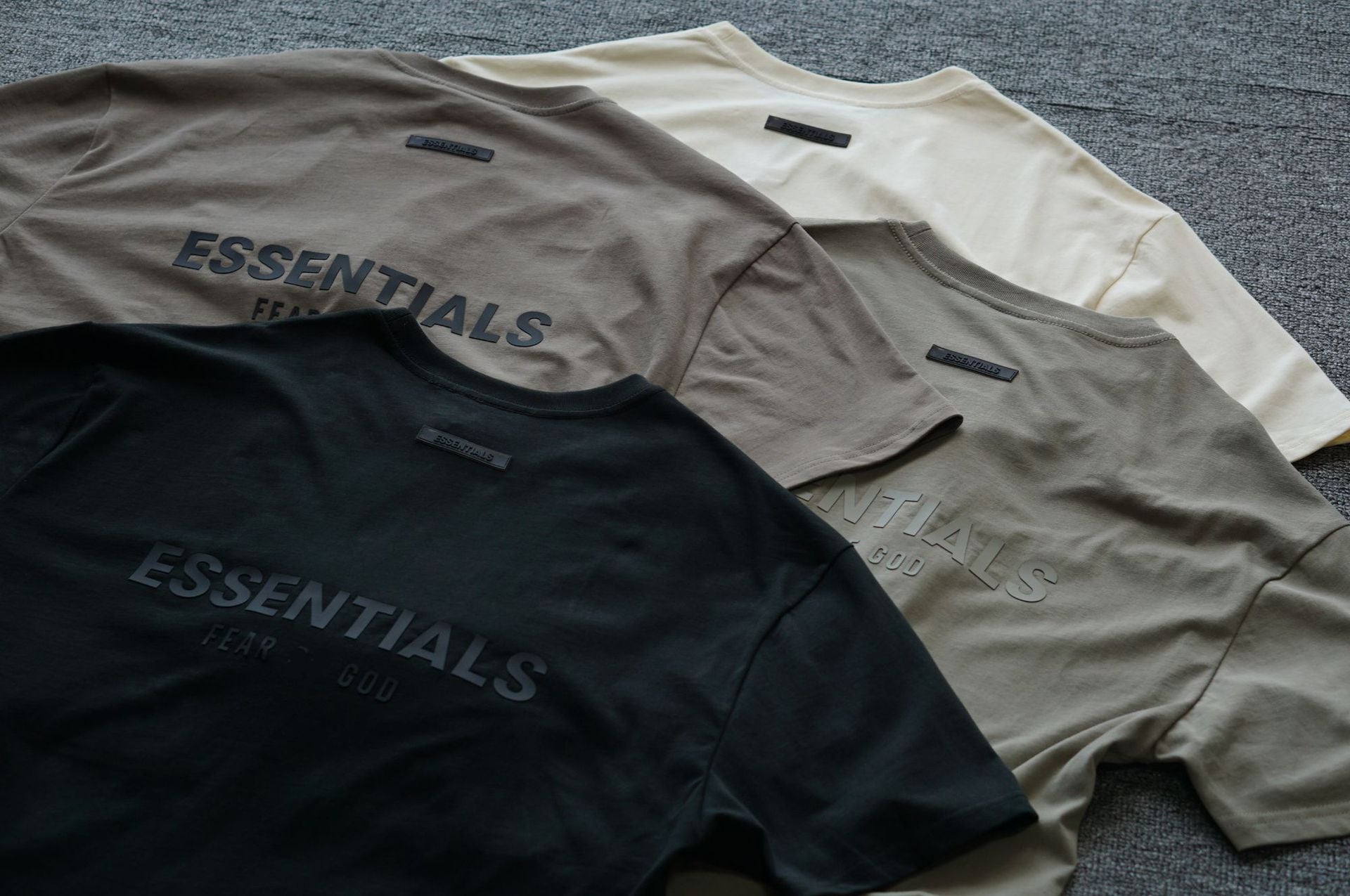 Basic - Style Embossed Loose Short - Sleeve Top